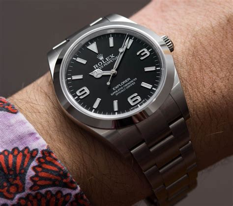 rolex explorer i 39mm